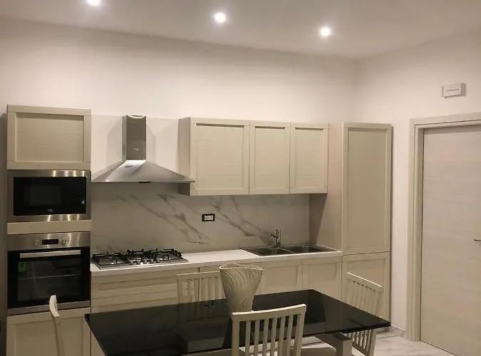 Bed and breakfast 13 Minuti Dal Centro 4*